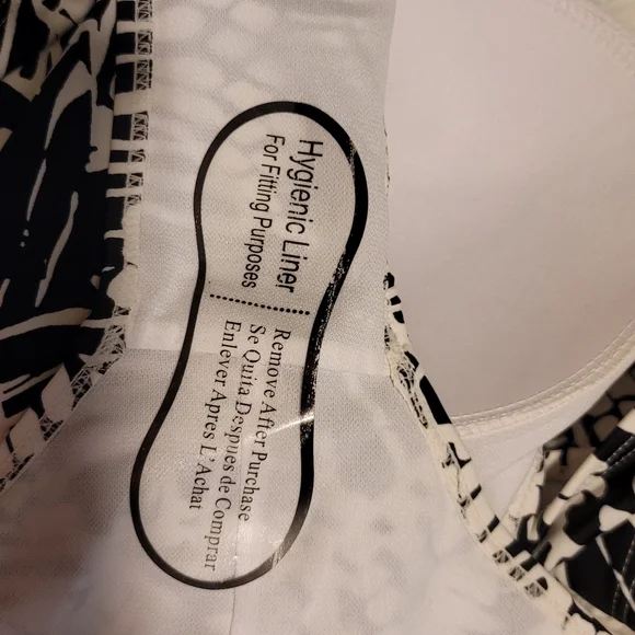 Emily B. Black white swim NWT - Picture 10 of 11